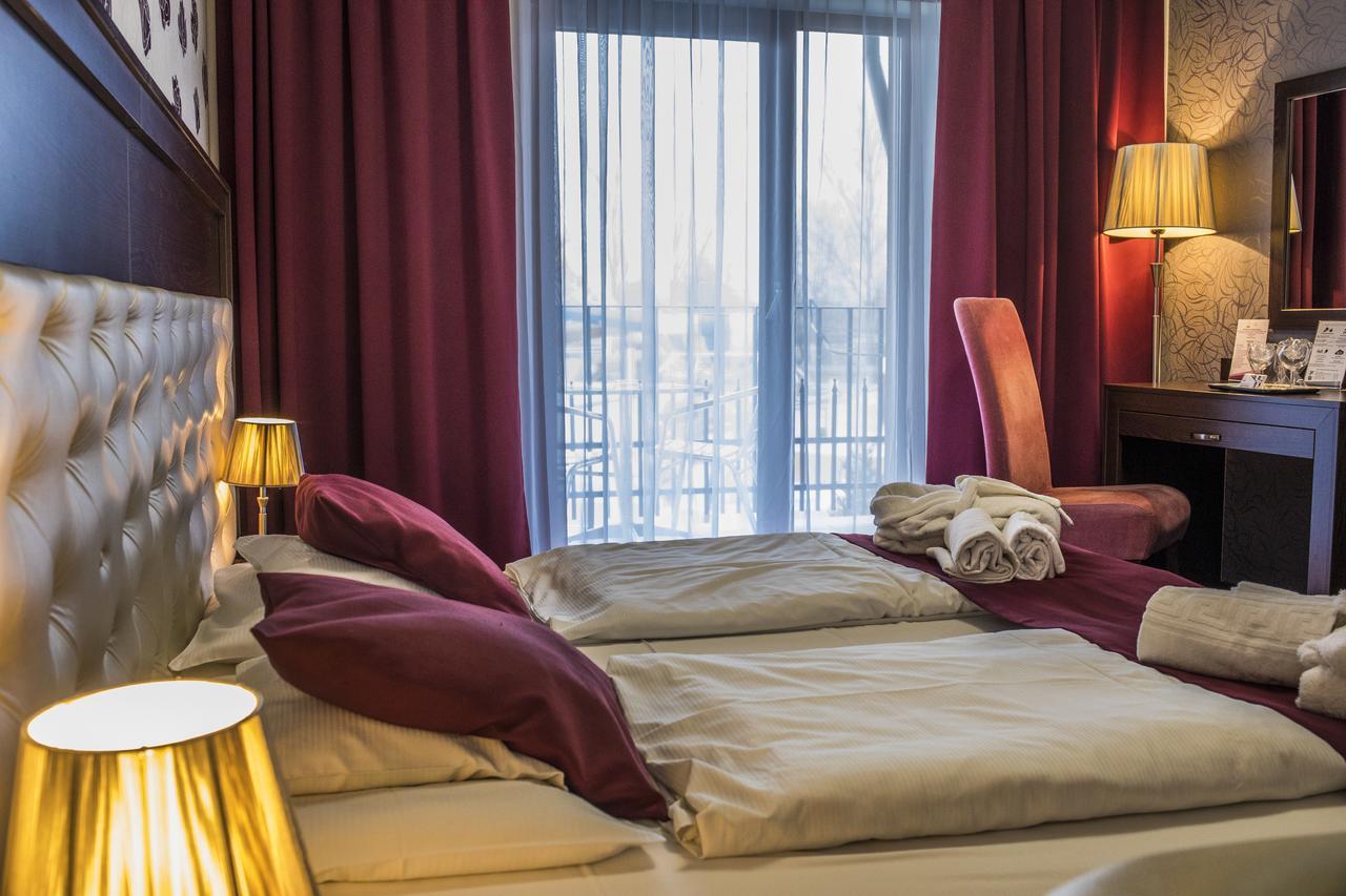 Session Hotel Ráckeve Zewnętrze zdjęcie
