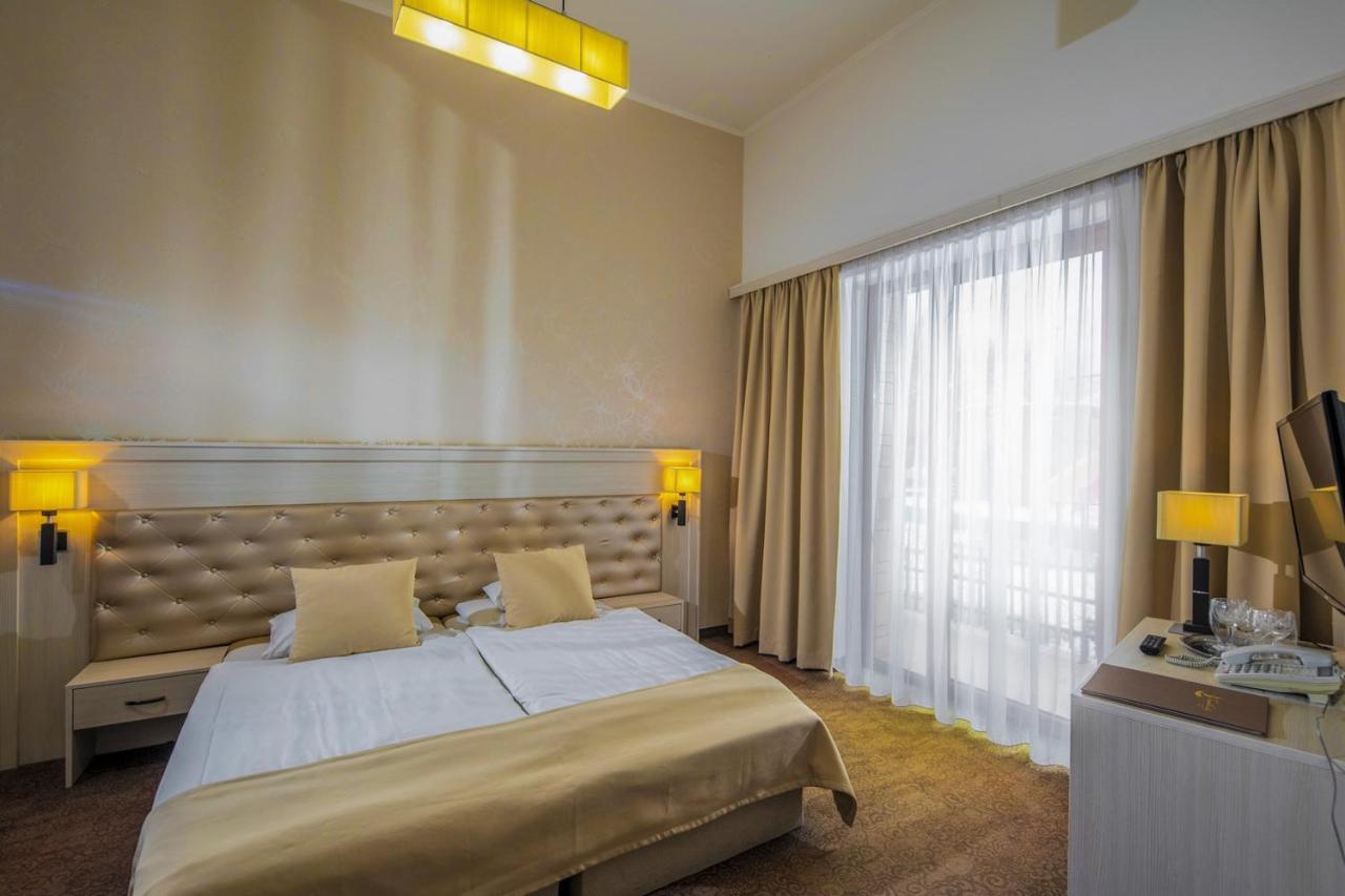 Session Hotel Ráckeve Zewnętrze zdjęcie